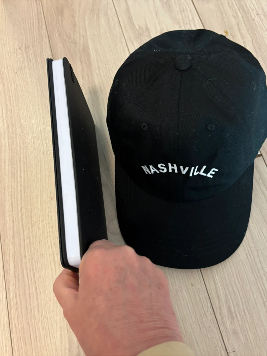 Nashville cap and Black Nashville Music City Vinyl Notebook - photo 2