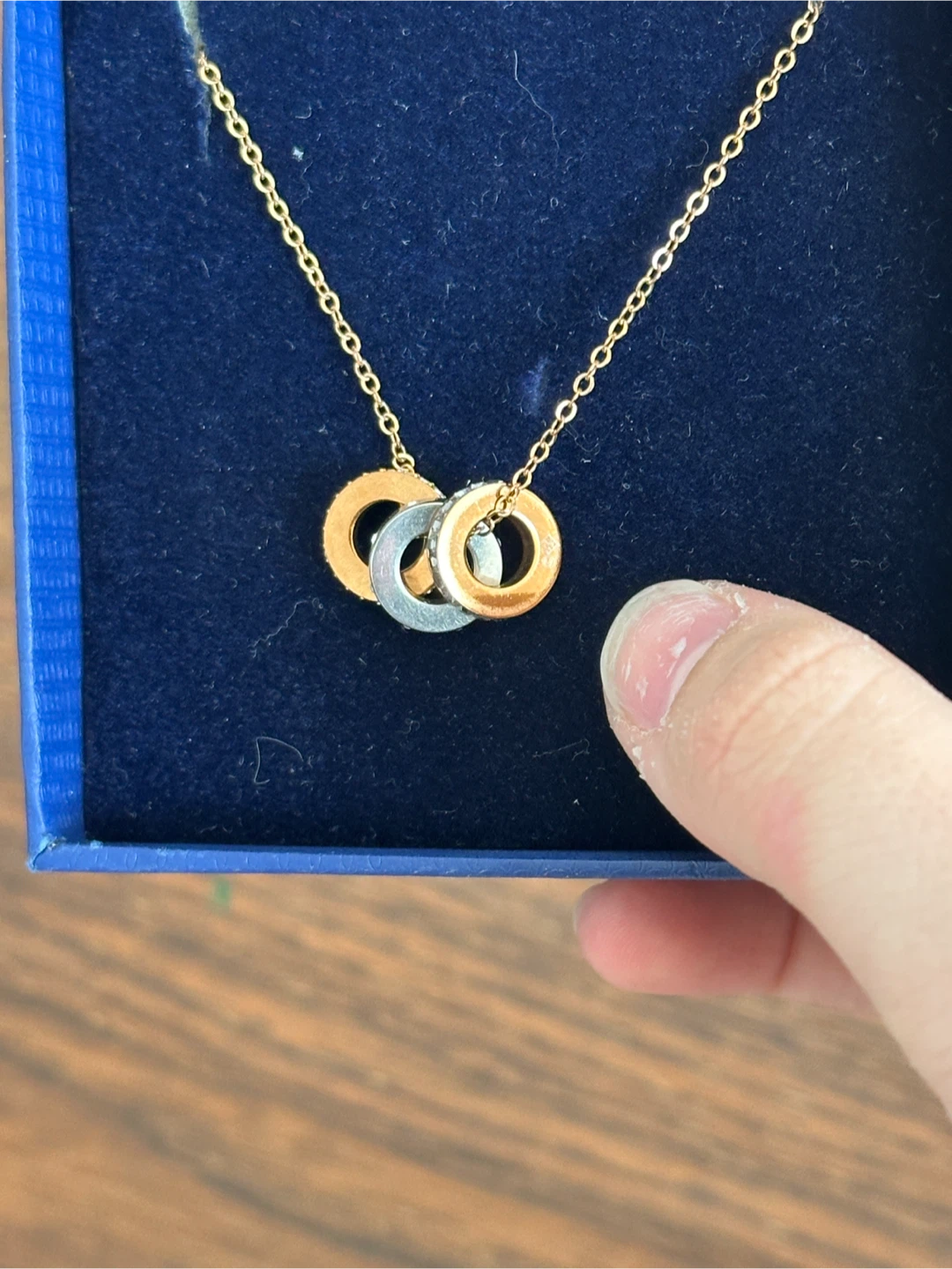 Swarovski Triple Ring Necklace - photo 2