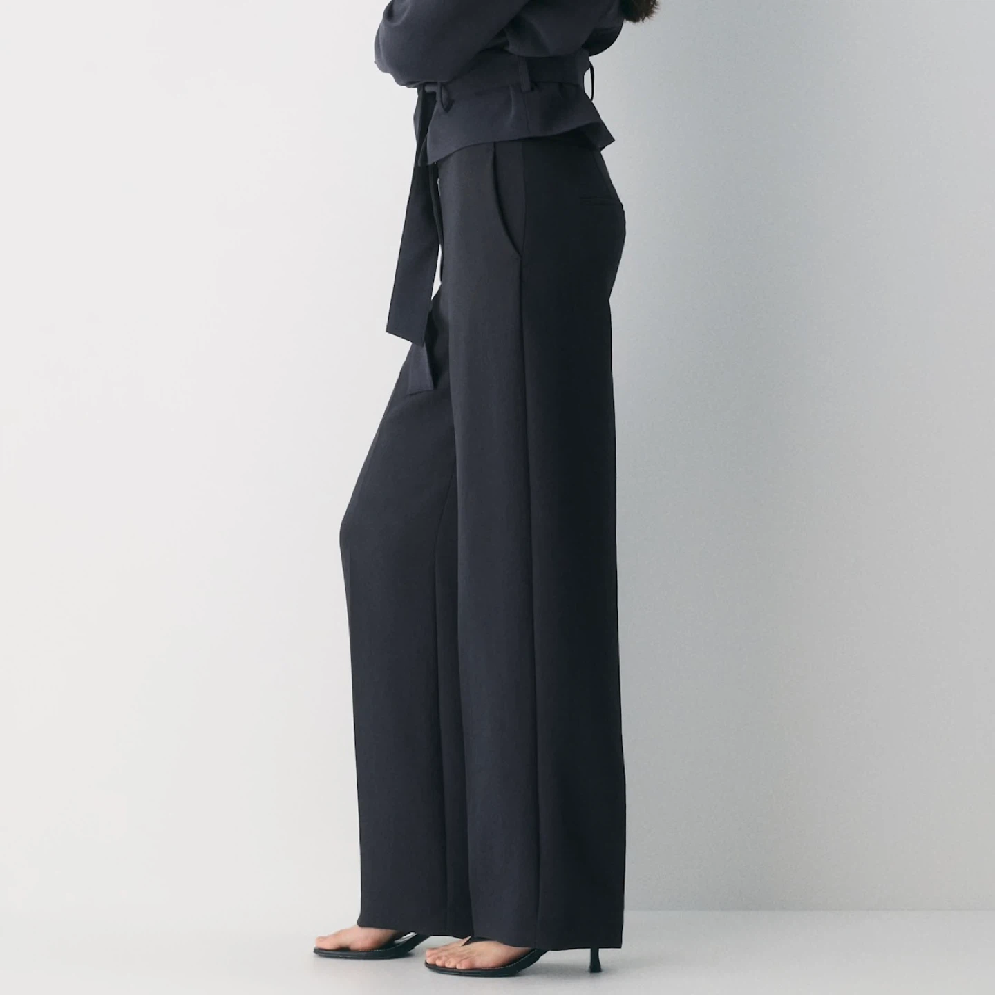 Aritzia The Limitless Pants - photo 2