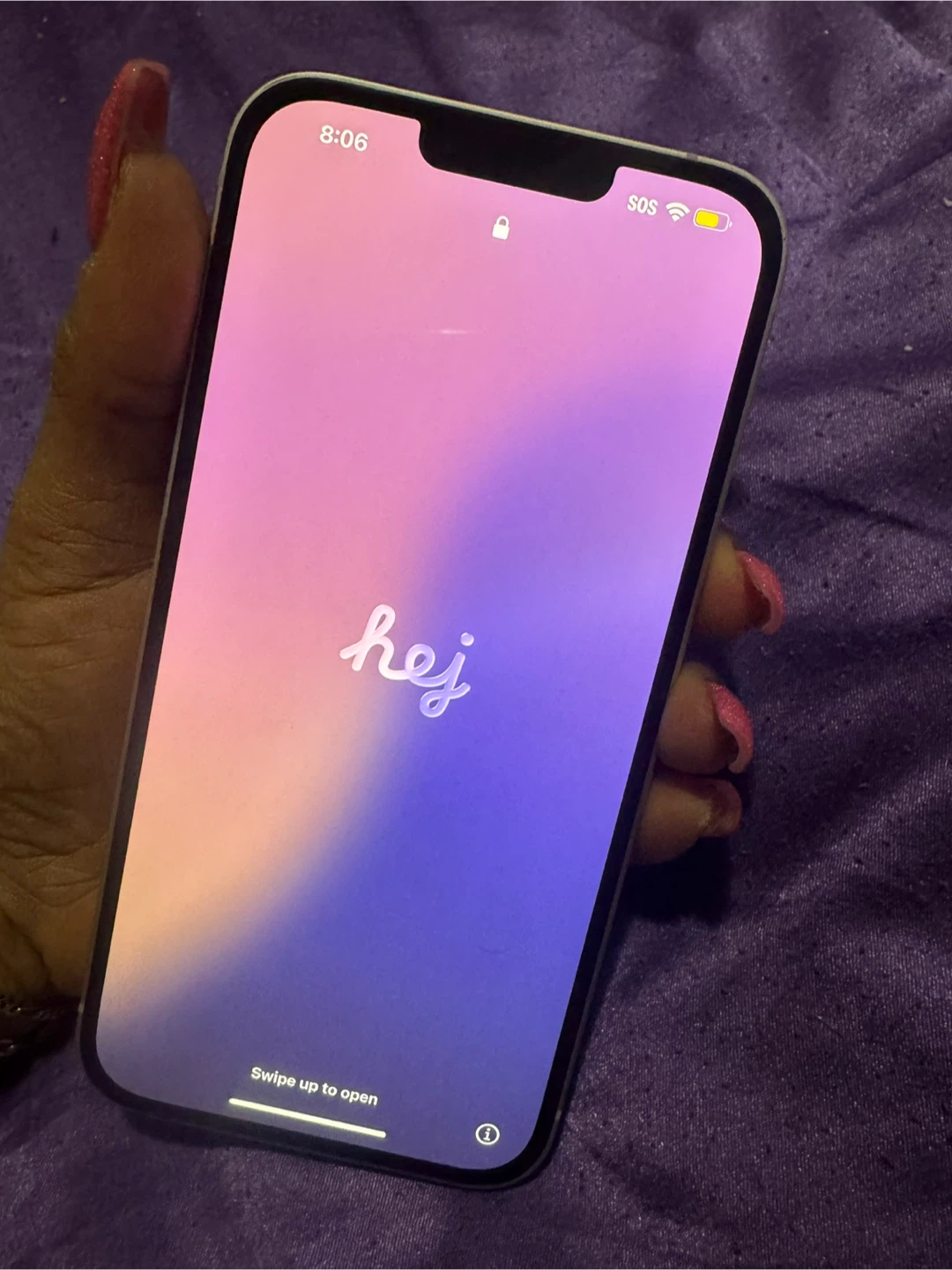 Apple iPhone 14 Plus speaker issue with AirPod Pros - photo 2