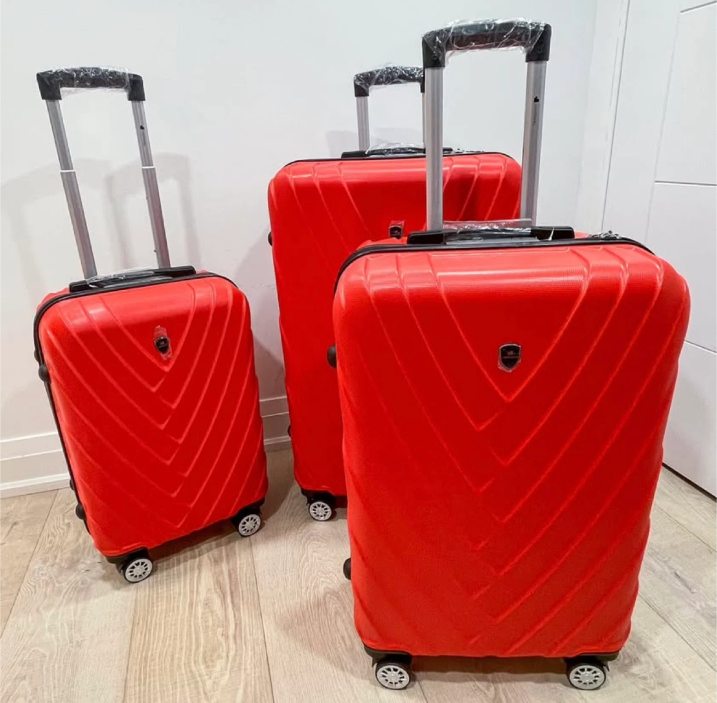 RED Suitcase Luggage - 3 Piece Set (20”/24”/28”)
