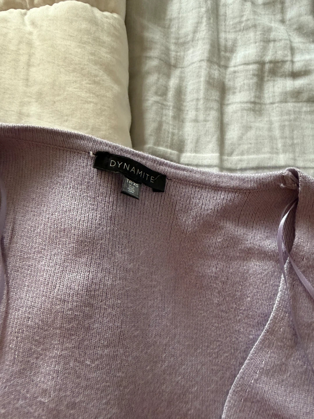 Dynamite Women's Lavender V-Neck Sweater - photo 2