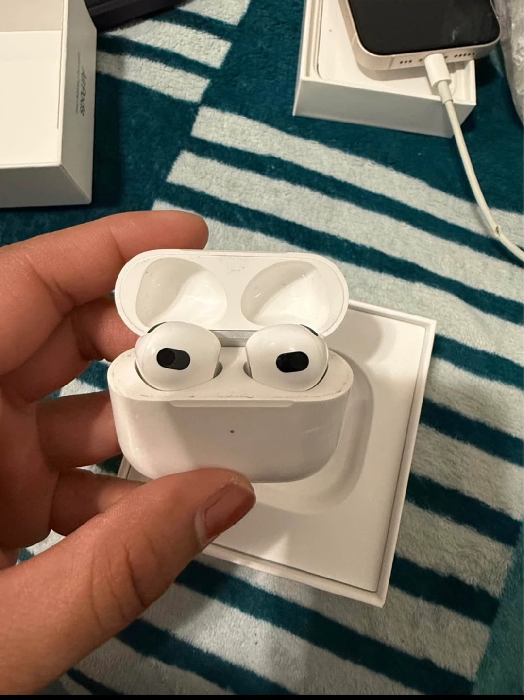 Apple AirPods 3rd Generation - photo 3