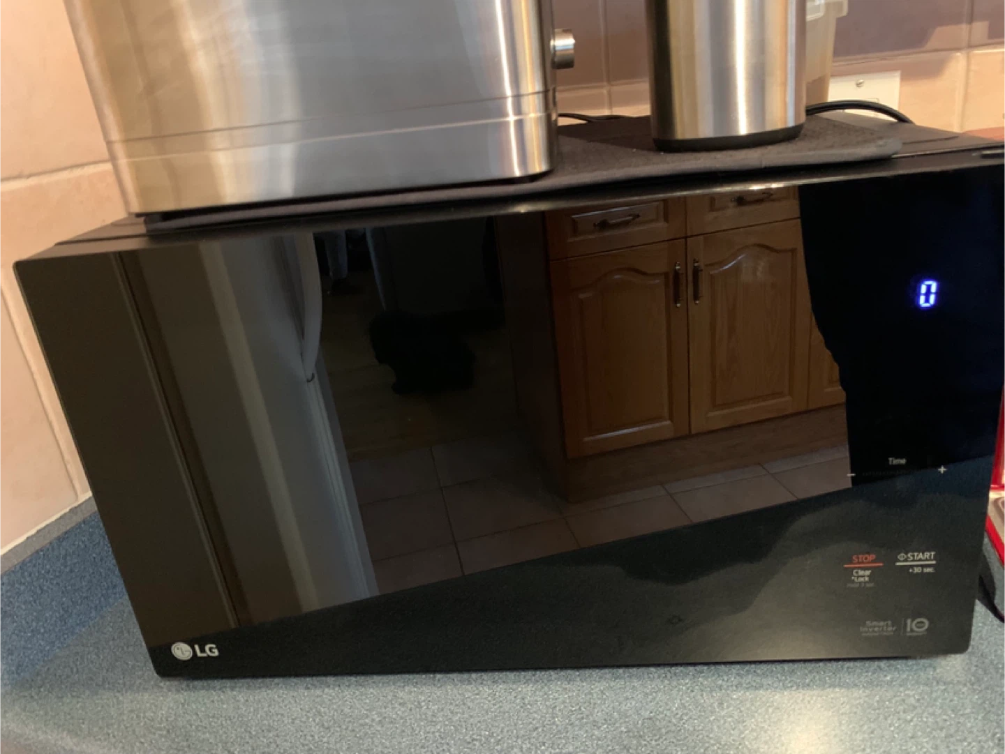 LG Microwave Oven
