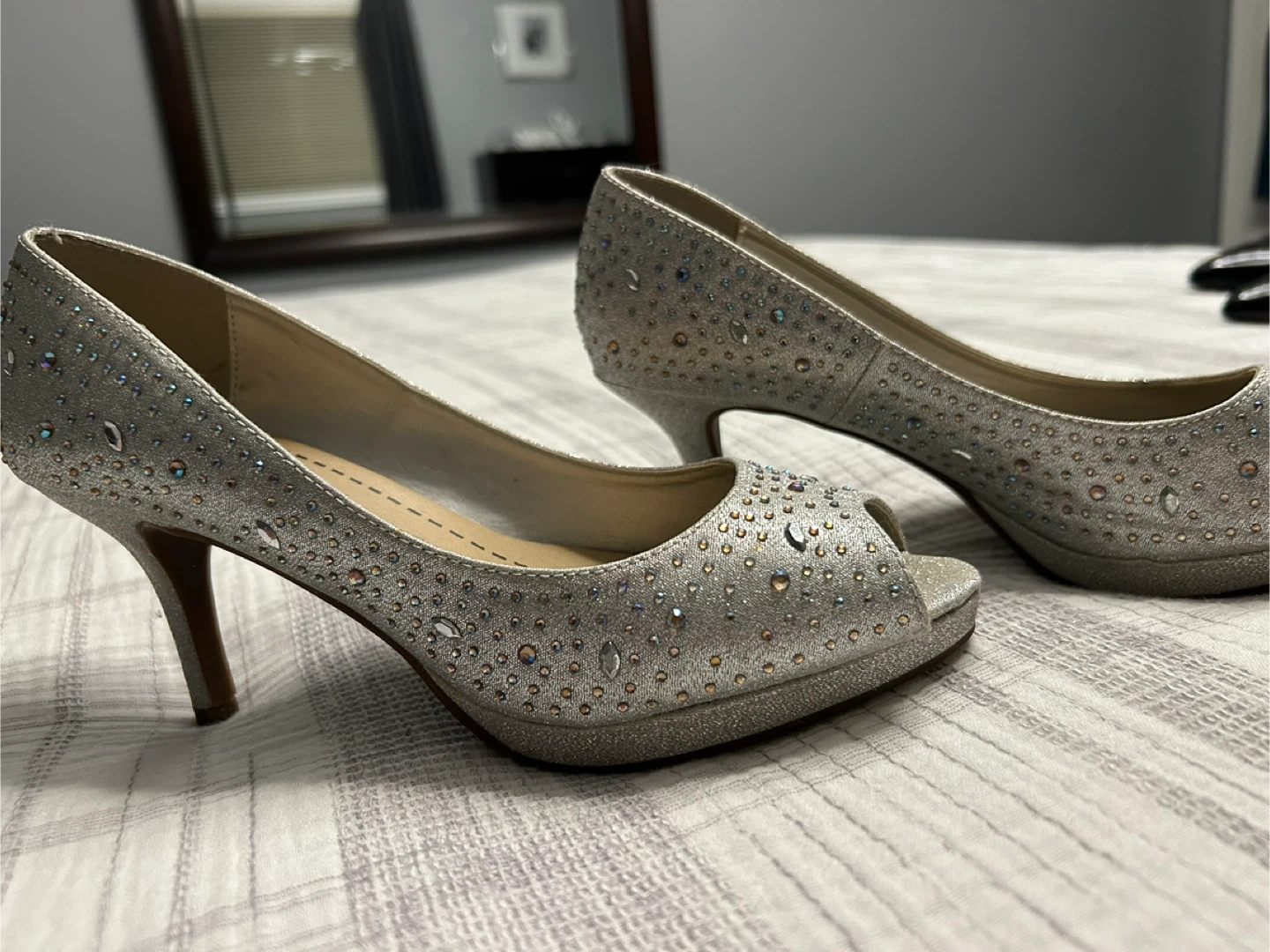 Sparkly Silver Heels with Rhinestones - photo 2