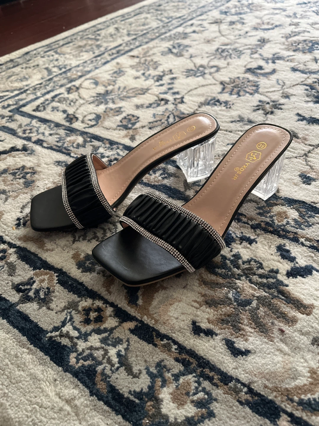 Women's Black Heeled Sandals Size 8.5 Womens