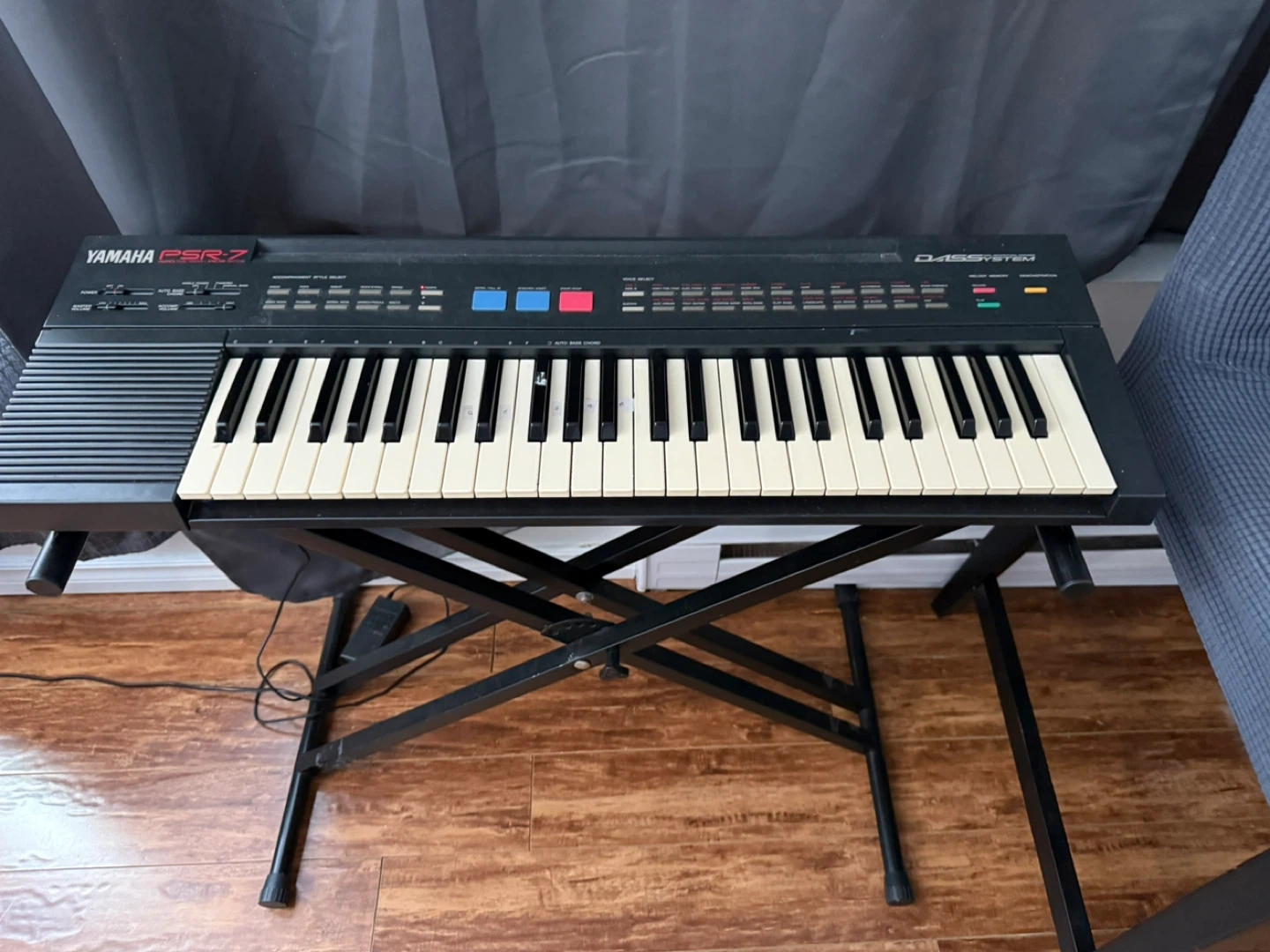 Yamaha PSR-7 Portable Keyboard