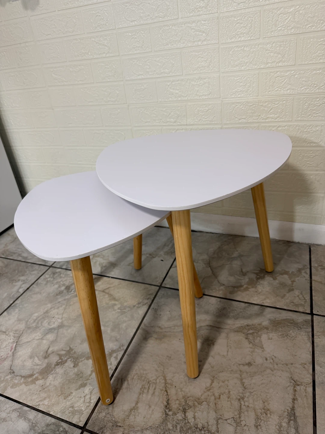 White Nesting Coffee Tables - Teardrop Shape - photo 4