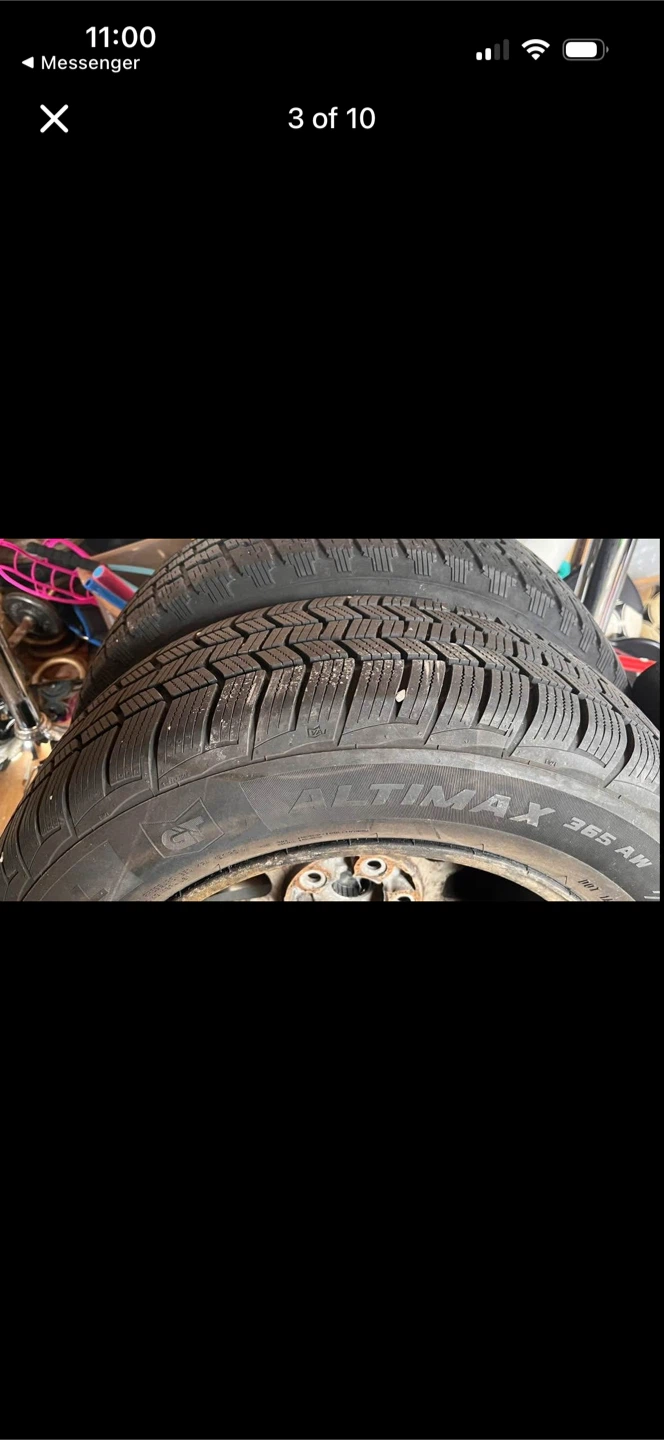 Set of 4 Cooper Discoverer Altimax Tires with Rims - photo 3