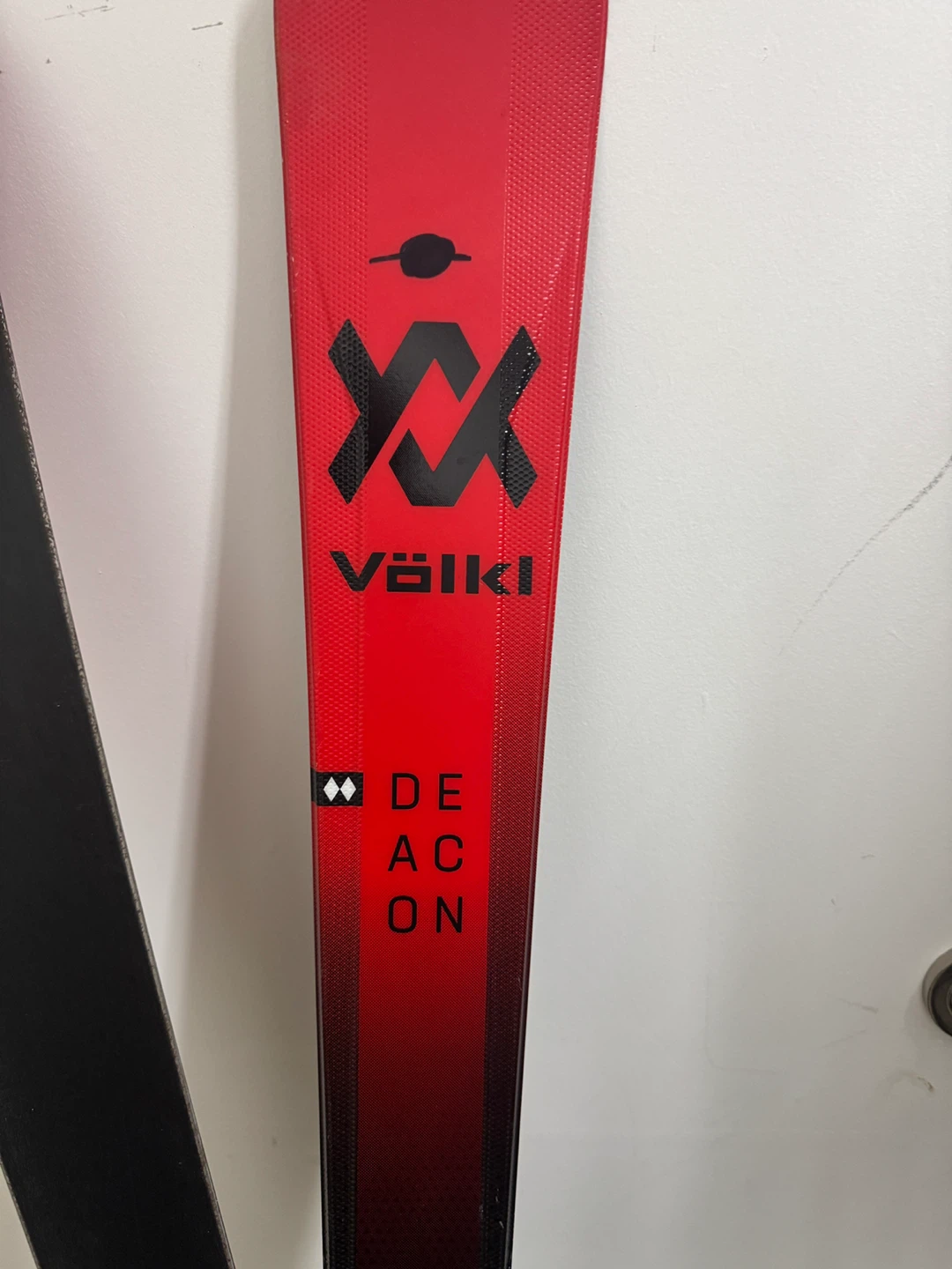 Völkl Deacon Skis - photo 4