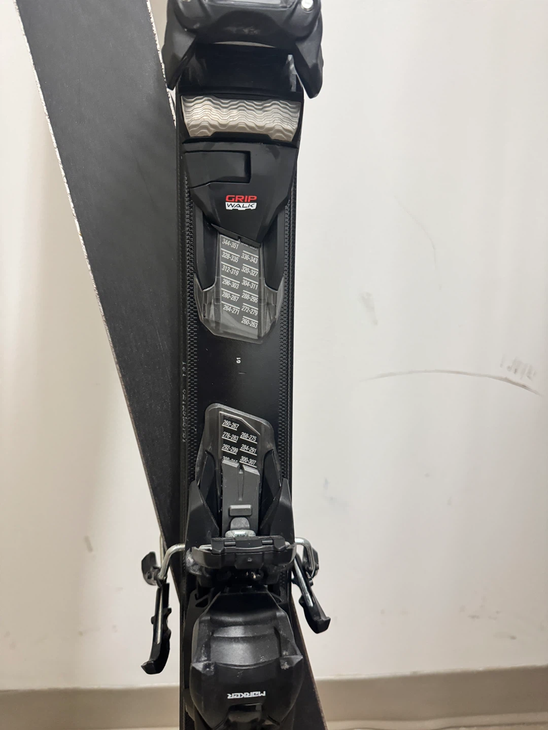 Völkl Deacon Skis - photo 5