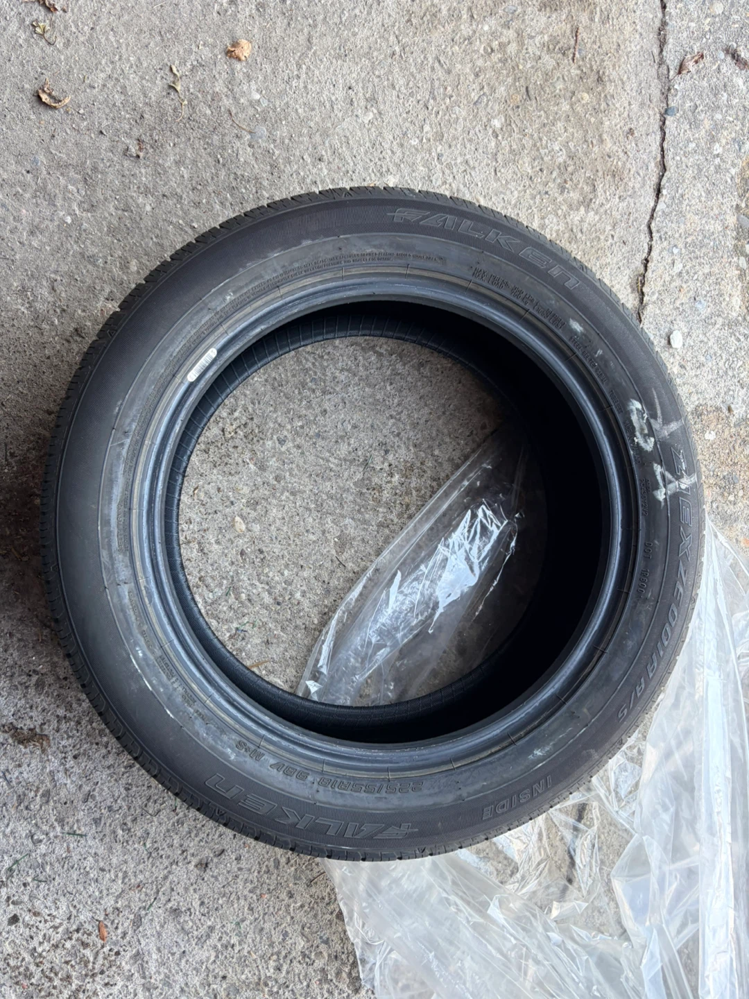 Falken 225/55R18 98V ZEIX M & S All Season Tires (Set of 4) - photo 3