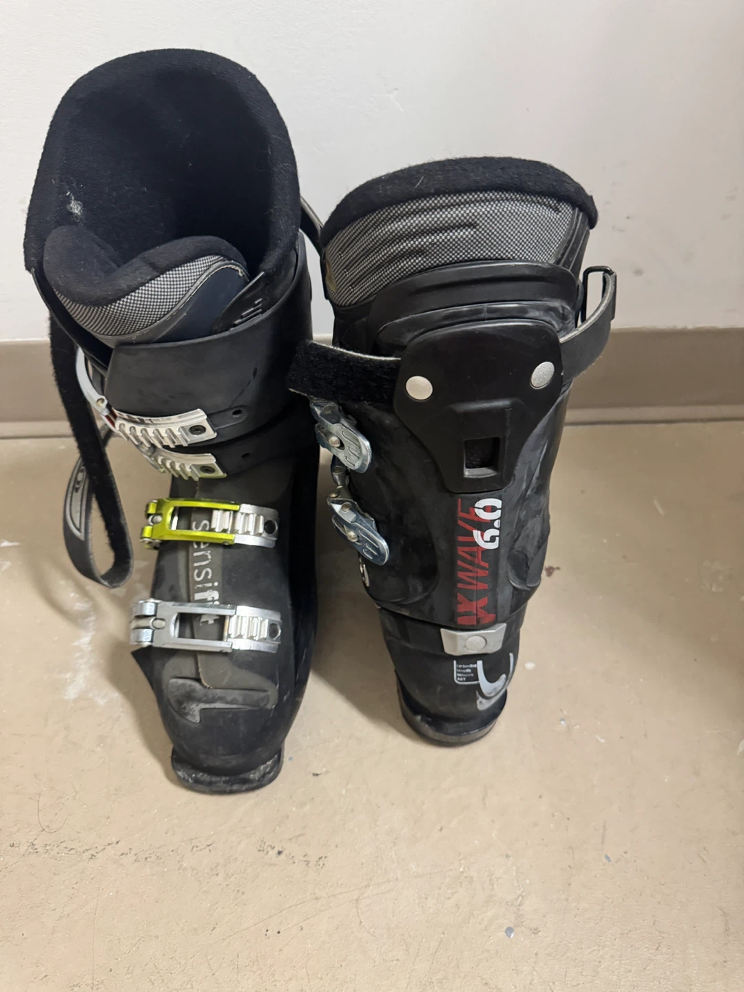 Salomon Ski Boots - photo 3
