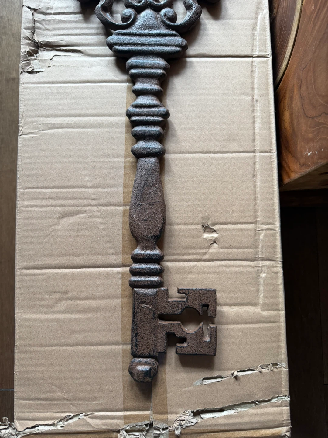 Large Cast Iron Skeleton Key Decorative Accent - photo 4
