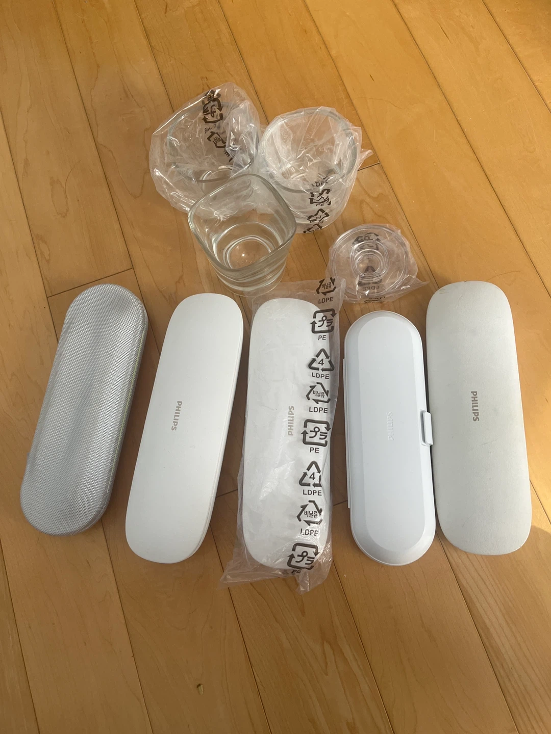Philips Sonicare Travel Cases and Glasses