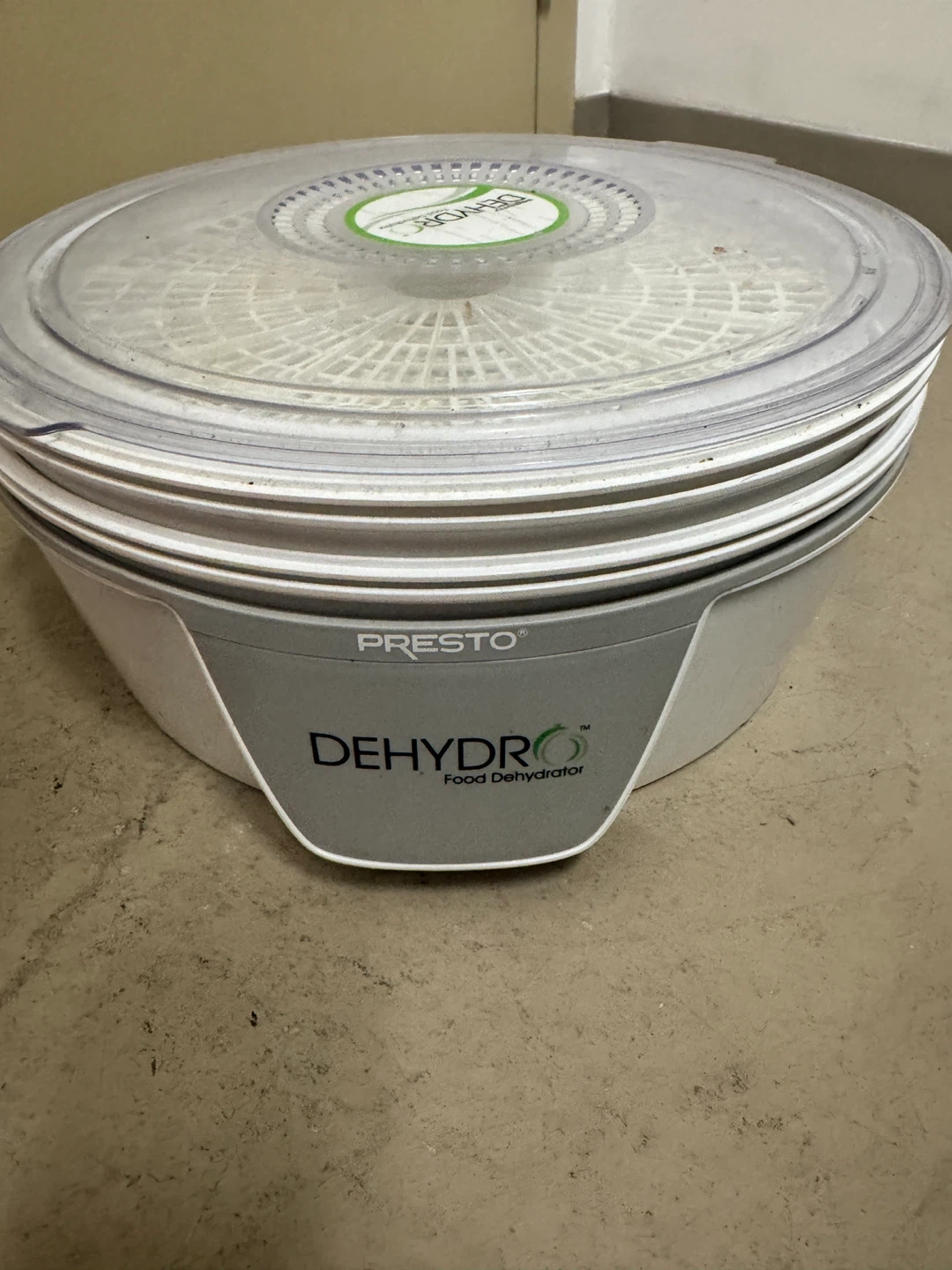 Presto Dehydro Food Dehydrator with 5 Trays - photo 2