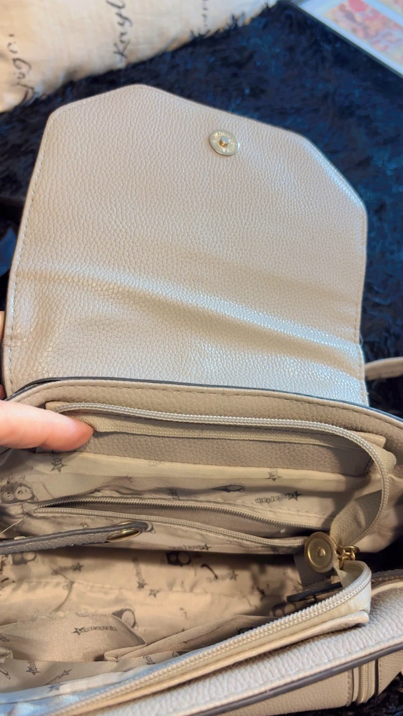 Light Grey Faux Leather Handbag with Tassel Accent - photo 3