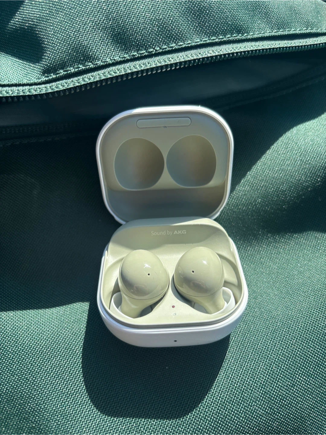 Samsung Galaxy Buds 2 True Wireless Earbuds - Green - photo 2