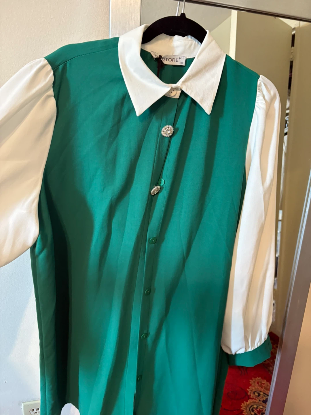 EN STORE Green and White Blouse Size 44 - photo 2