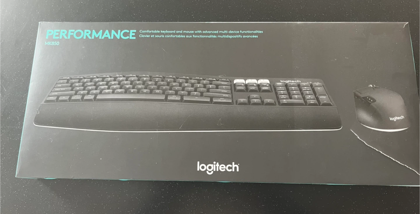 Logitech Performance MK850 Wireless Keyboard and Mouse Combo
