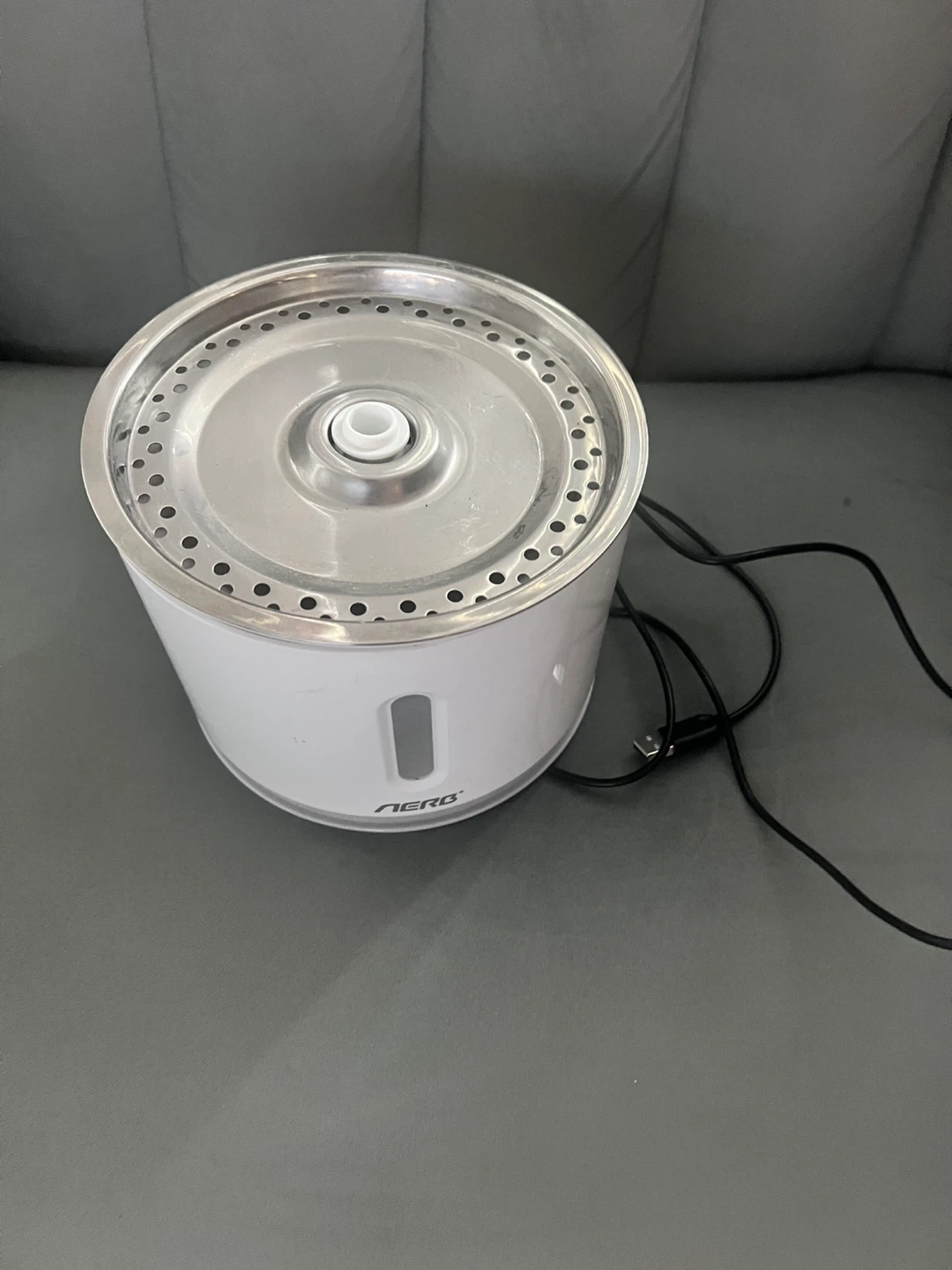 AERQ White Pet Water Fountain