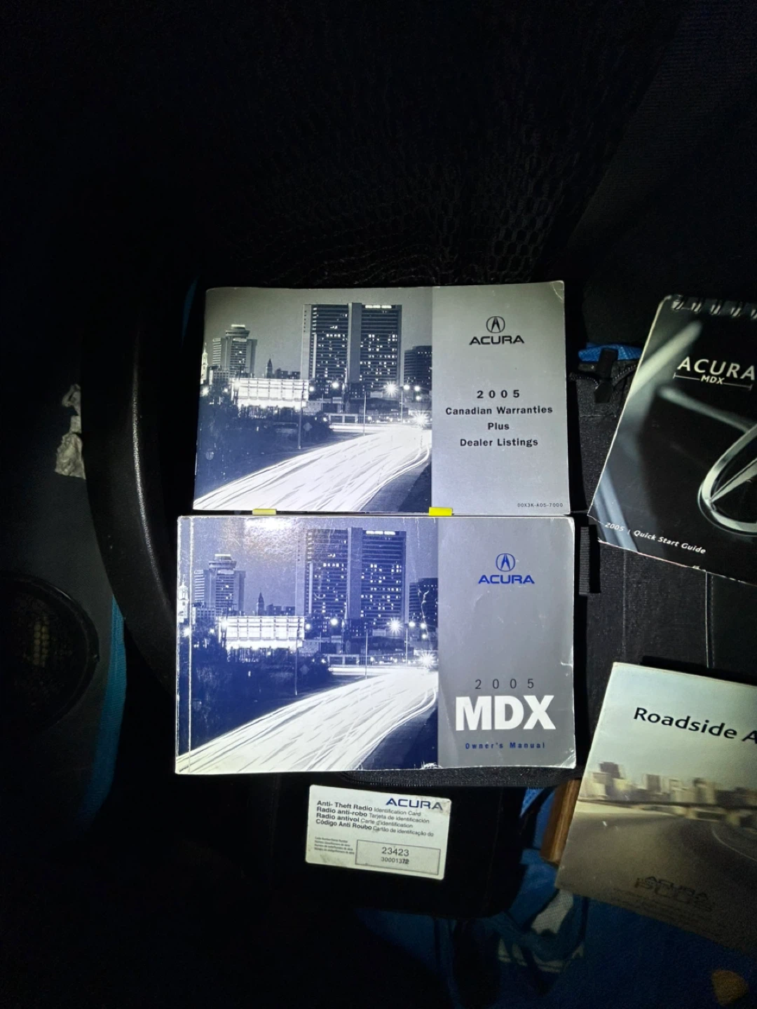 Acura 2005 MDX Owner's Manual and Accessories - photo 2