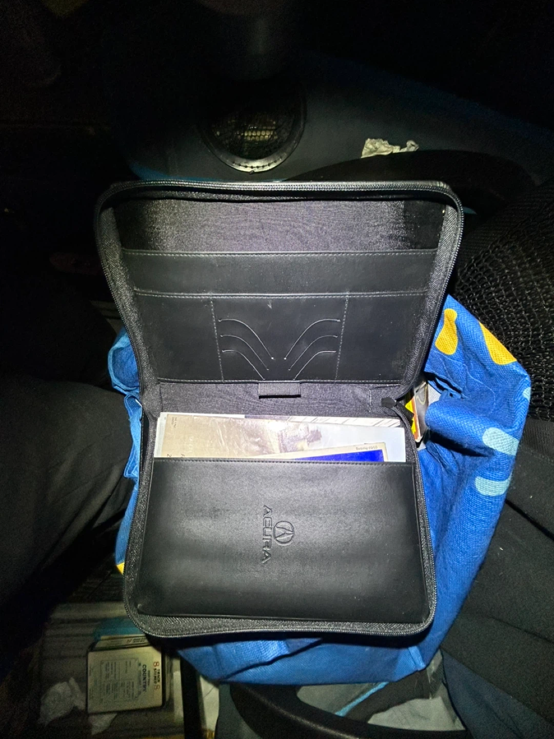 Acura 2005 MDX Owner's Manual and Accessories - photo 4