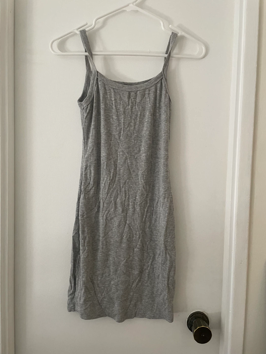 Women’s 6 Dresses, Tops, and Skirt Set - photo 3