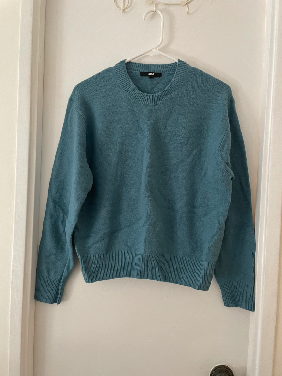 Uniqlo Teal Sweater