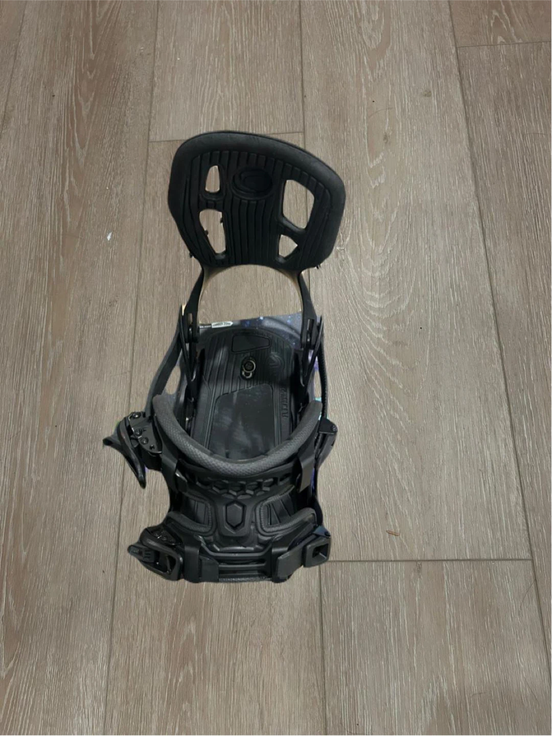 Man’s Flow Fuse Fusion 23 Snowboard Bindings – Medium (Like New)