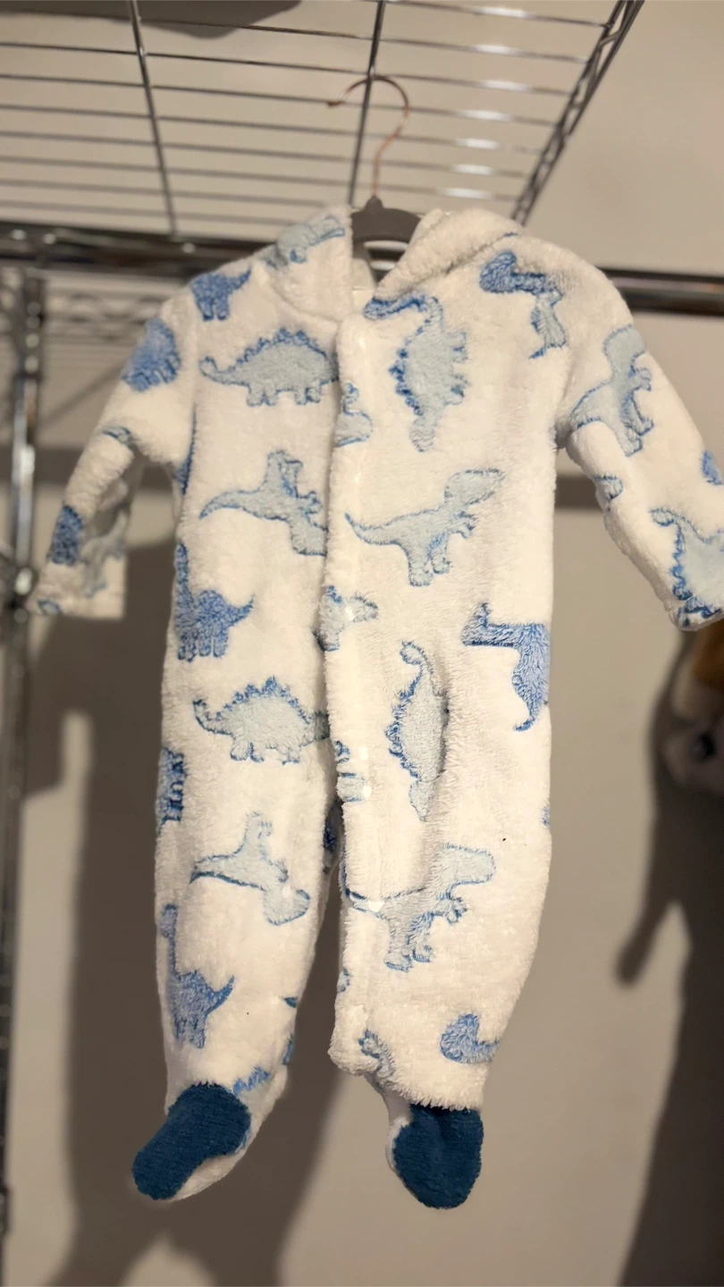 Dinosaur Winter Bunting Suit 3-6M 🧡