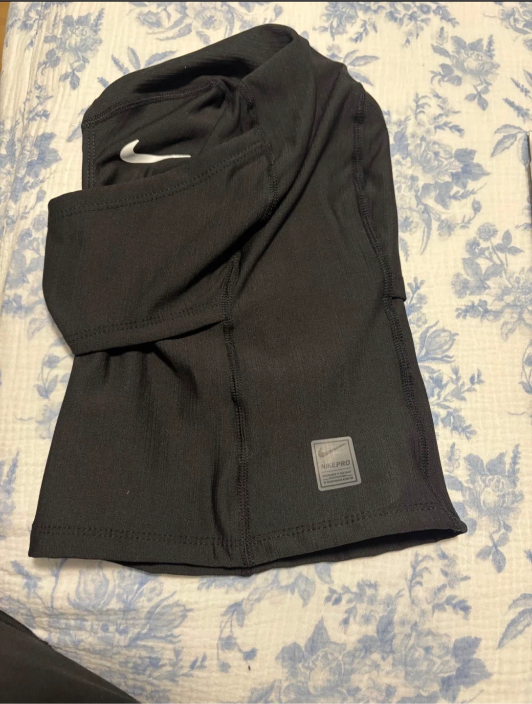 Nike Pro Therma-FIT Hood - photo 2