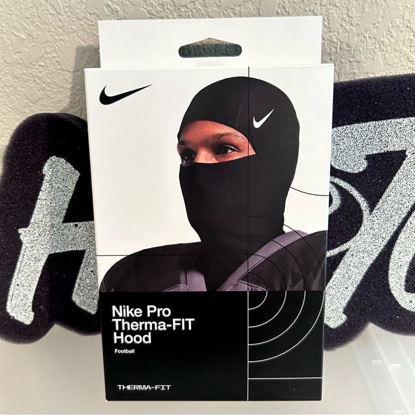 Nike Pro Therma-FIT Hood - Black