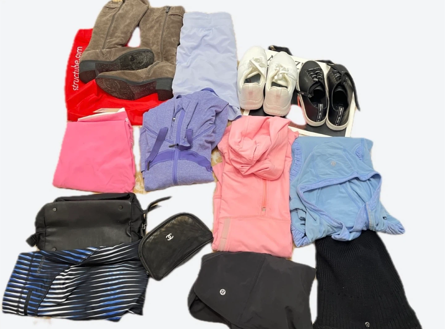 Lululemon Athleisure Bundle - photo 3