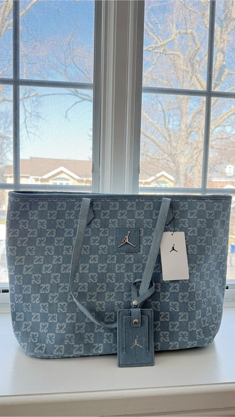 Nike Jordan Monogram Tote Bag - photo 4