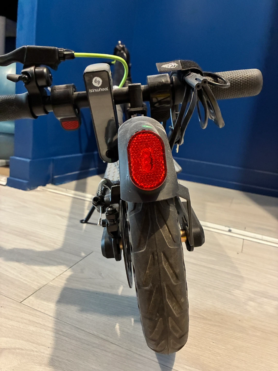 iSinwheel S9MAX Electric Scooter – Barely Used 🛴 - photo 4