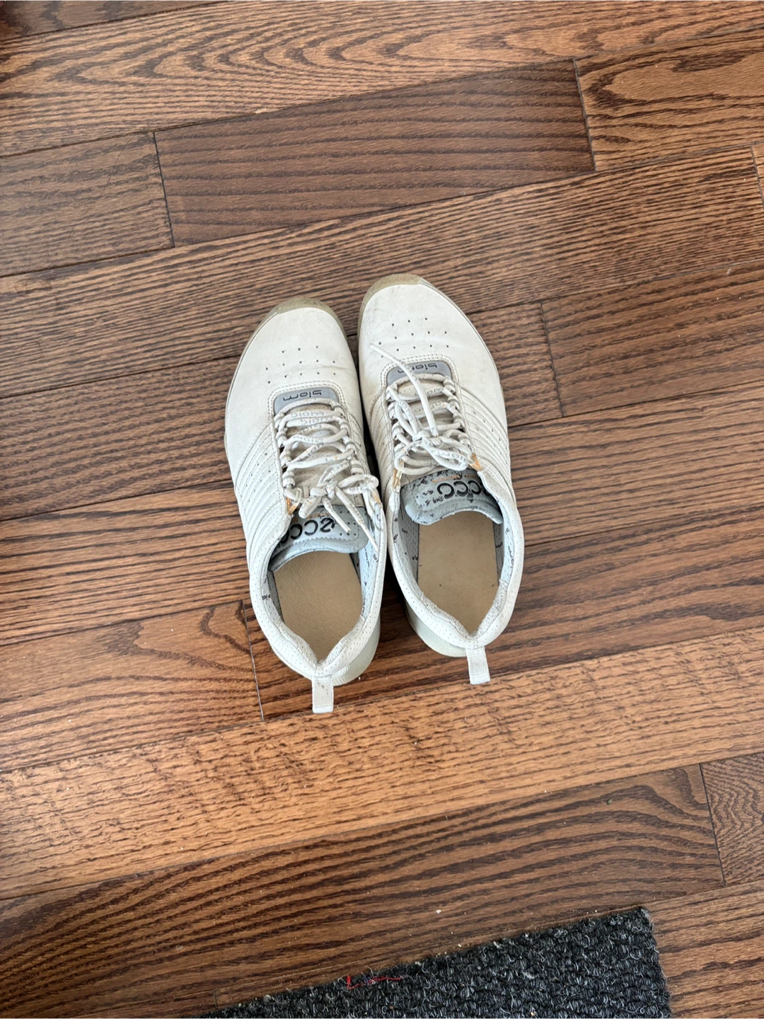 🧡 ECCO Women's White Leather Sneakers