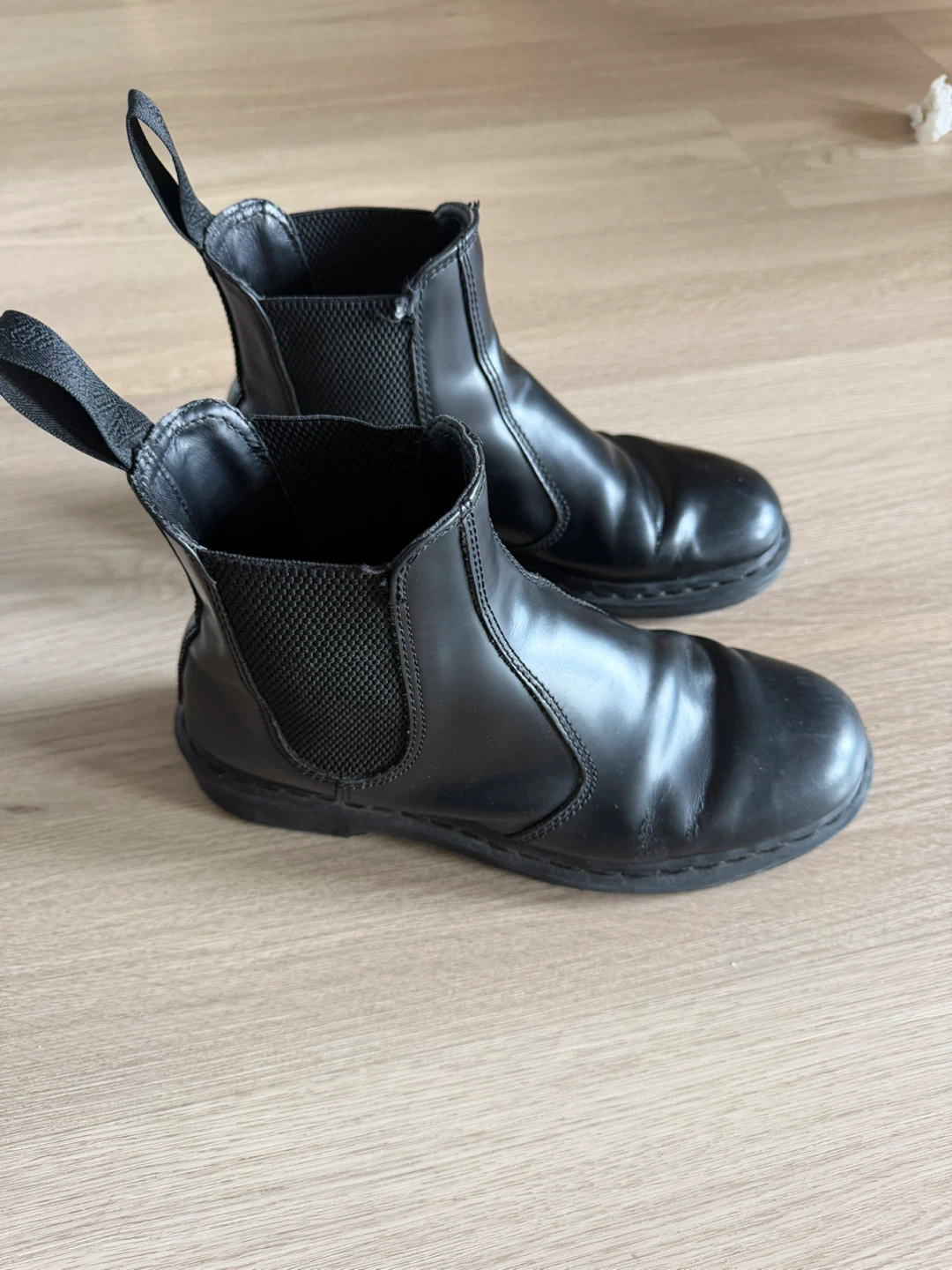 Dr. Martens Black Leather Chelsea Boots - photo 2