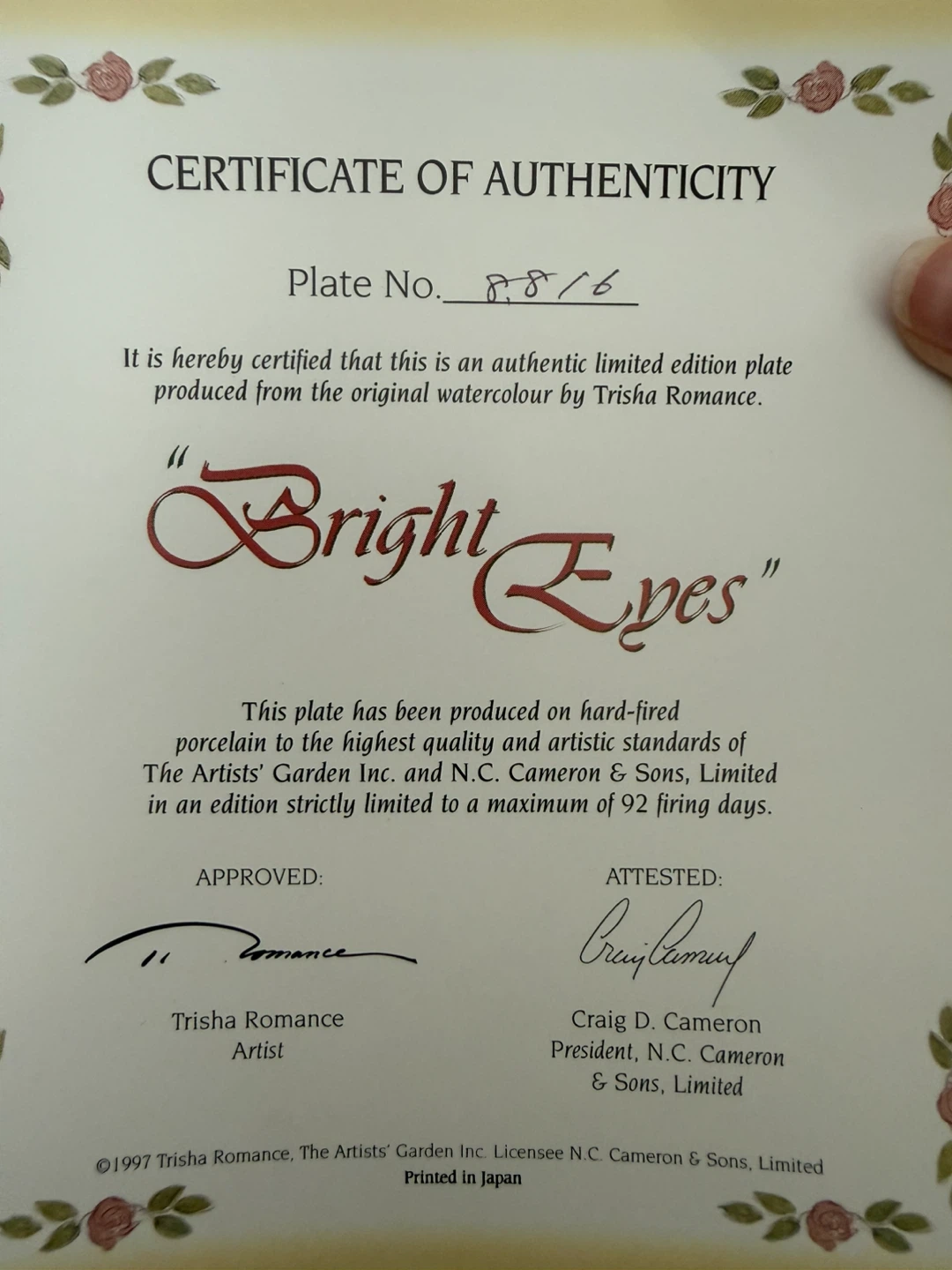 🧡 Trisha Romance "Bright Eyes" Limited Edition Collector Plate - photo 4