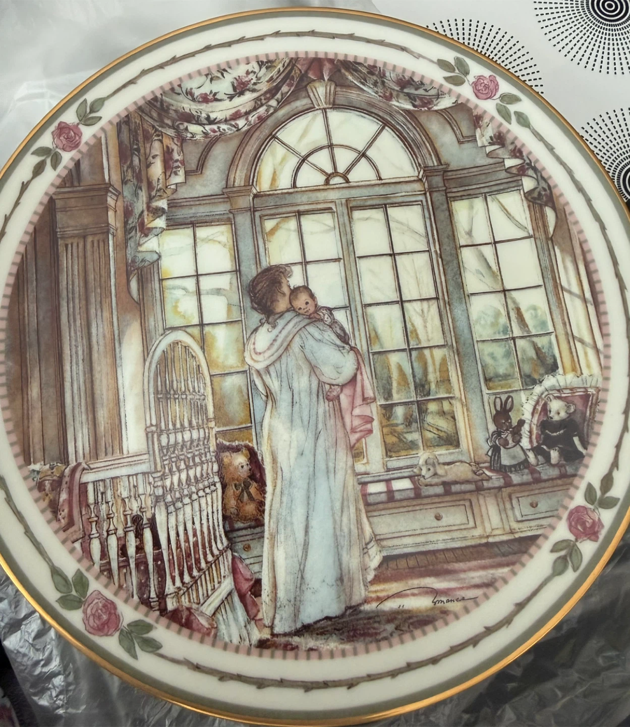 🧡 Trisha Romance "Bright Eyes" Limited Edition Collector Plate - photo 2