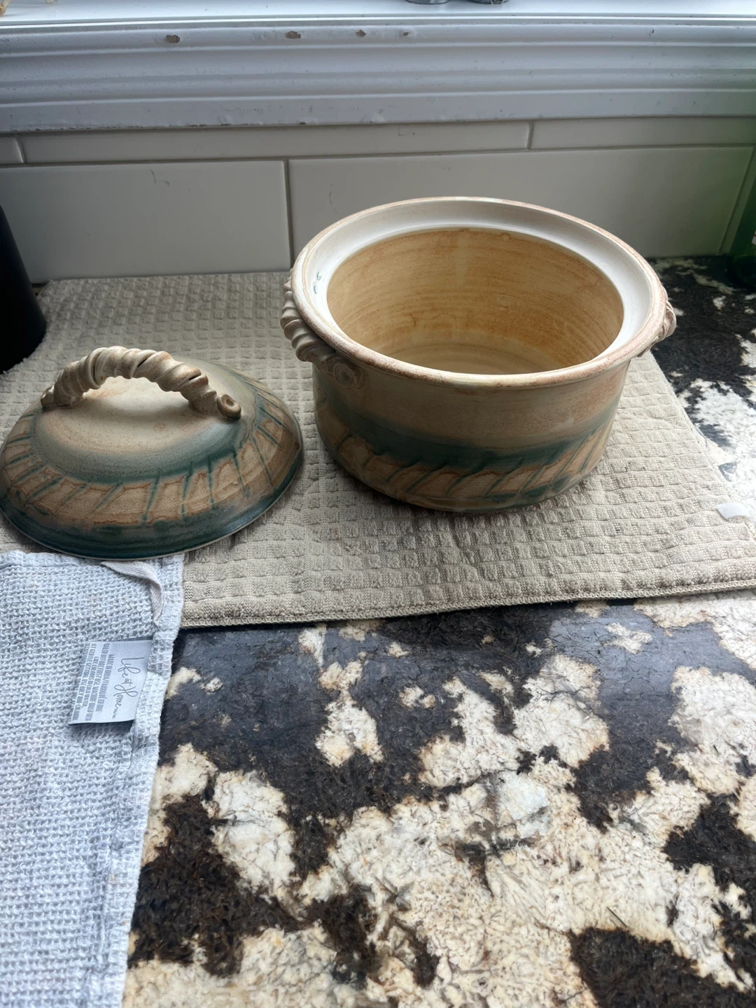 Pottery Baking Casserole Pot made by Patricia Nugent. - photo 2