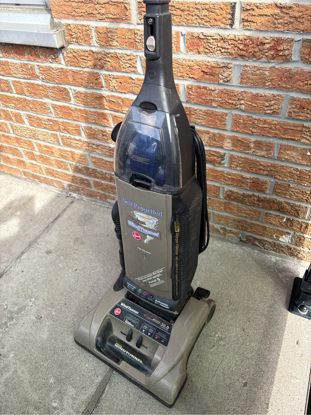 Hoover WindTunnel Self Propelled Vacuum Cleaner - photo 2