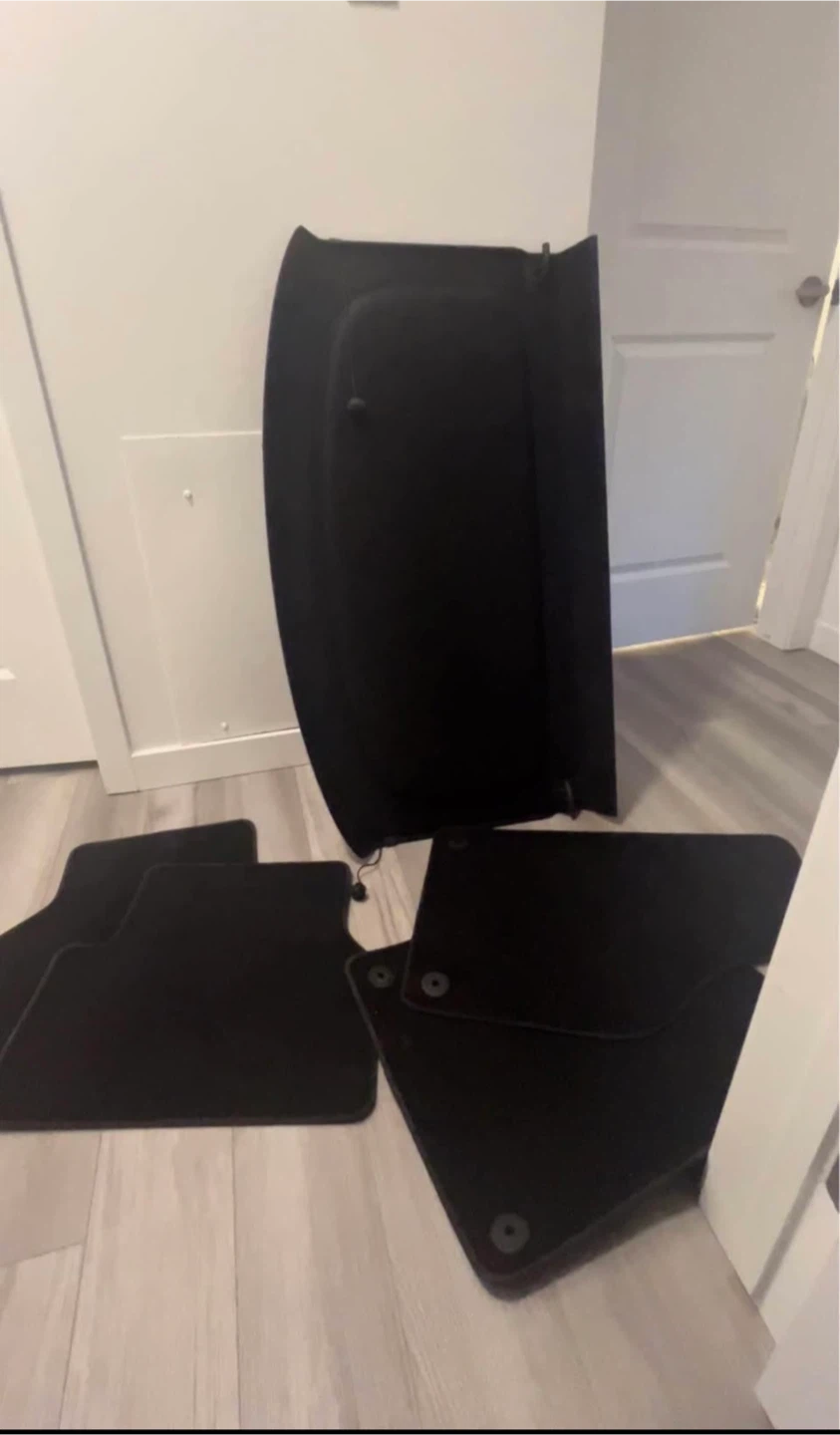 Car Trunk Shelf and Floor Mats Set - photo 2