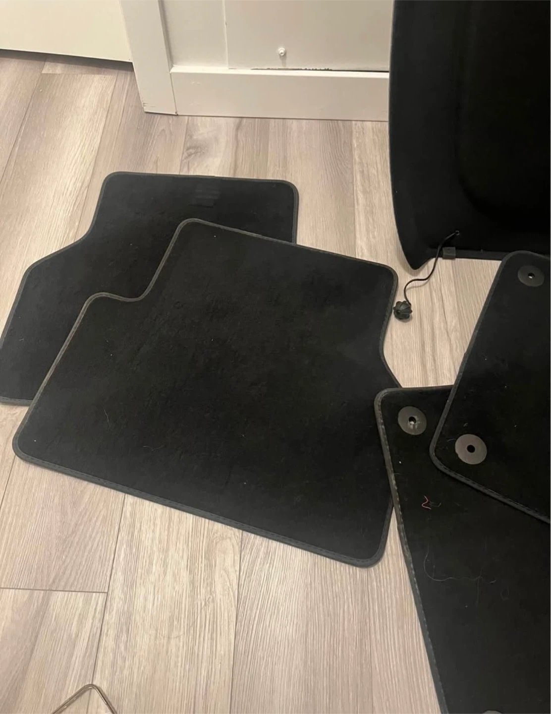 Car Trunk Shelf and Floor Mats Set - photo 3