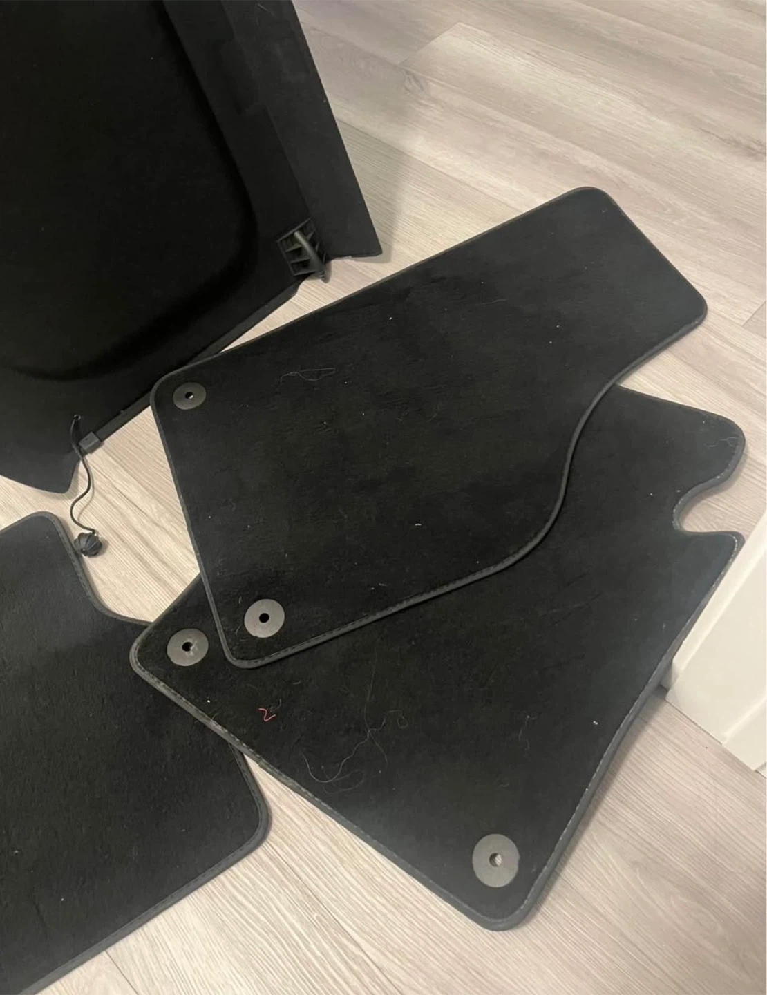 Car Trunk Shelf and Floor Mats Set - photo 4