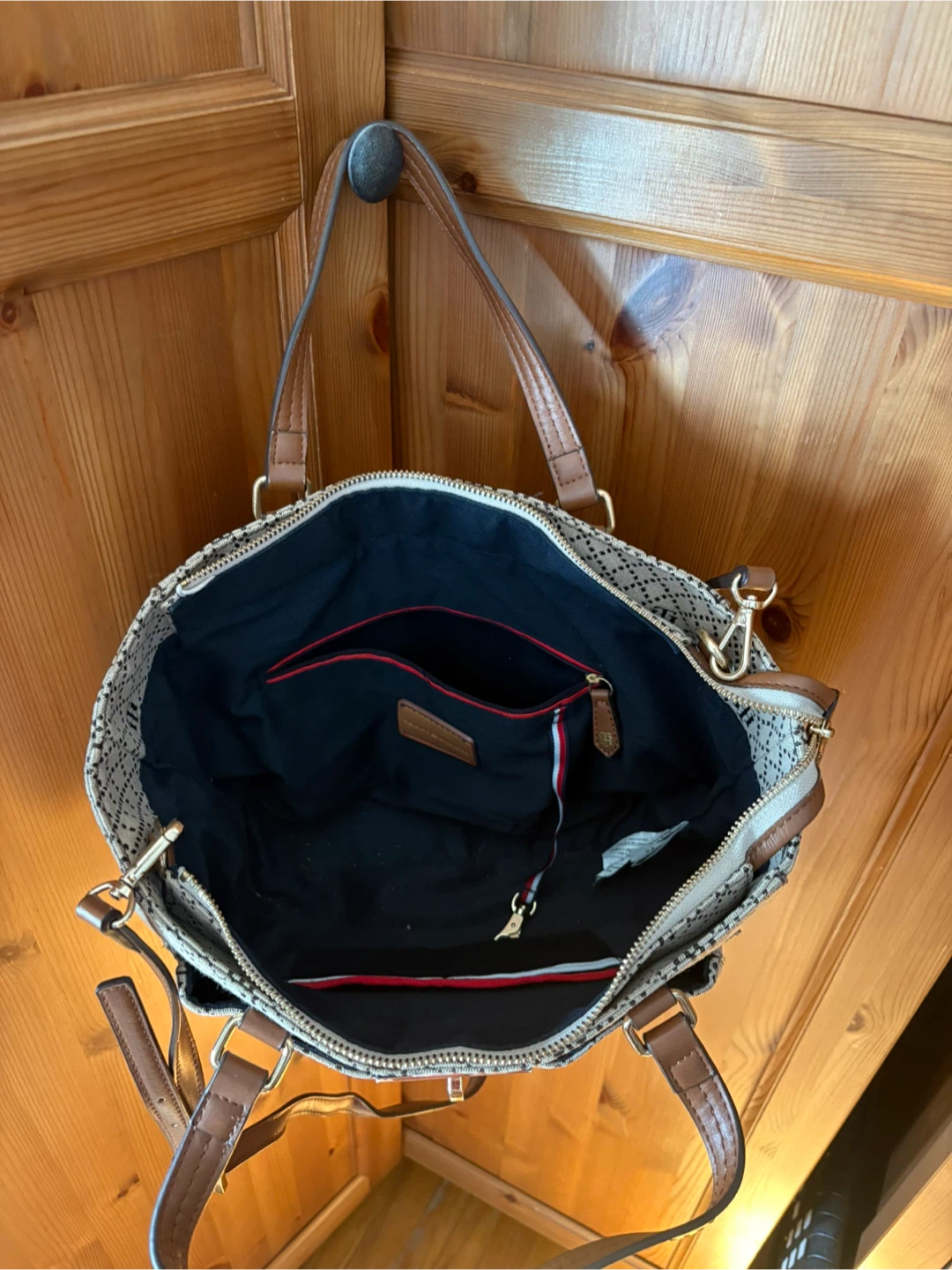 Tommy Hilfiger Purse (Tote bag style) - photo 2