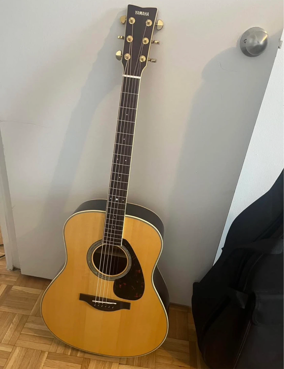 Yamaha LL6 Acoustic Guitar
