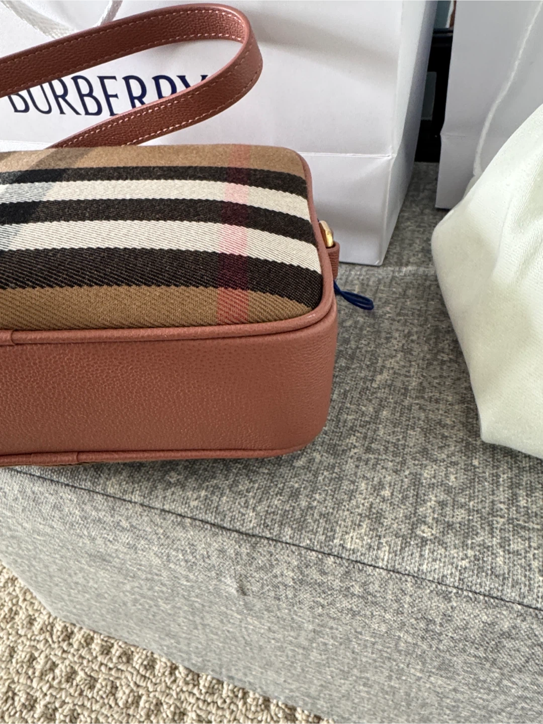 Burberry Check Camera Bag - photo 4
