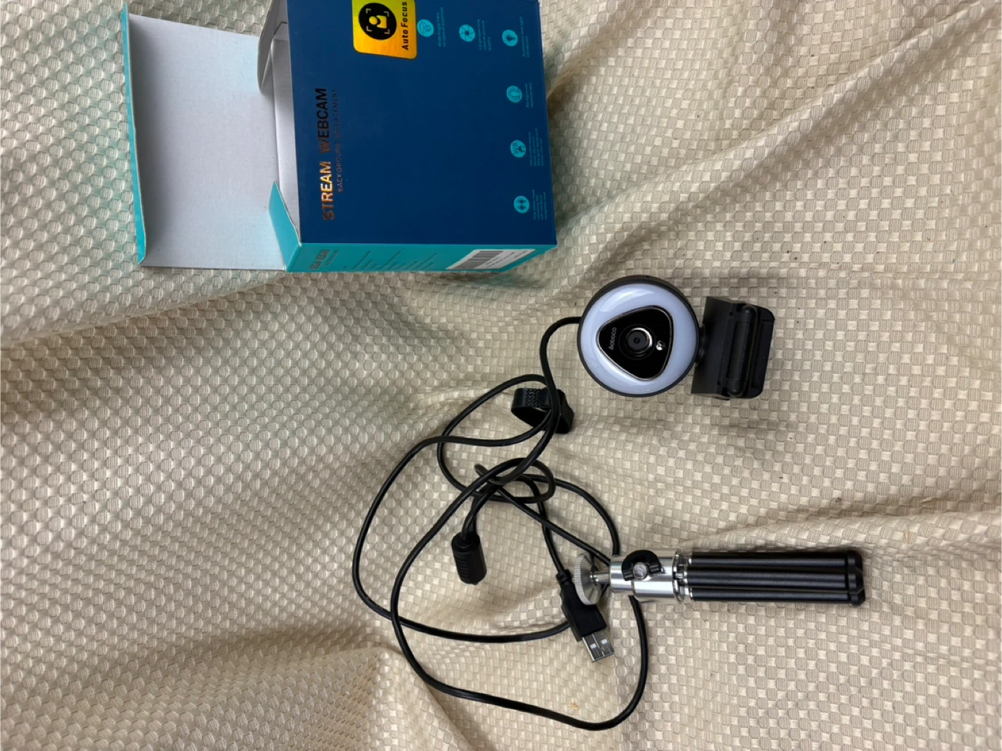 STREAM WEBCAM Autofocus Ring Light Background Replacement