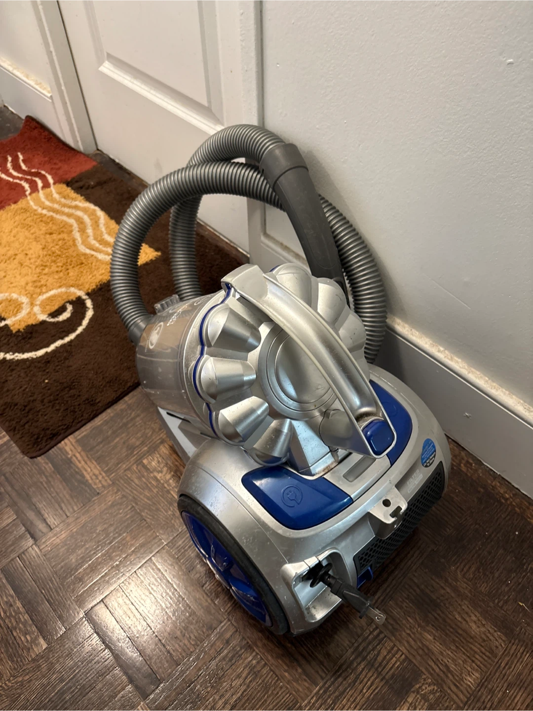 Hoover Vacuum Cleaner - photo 2